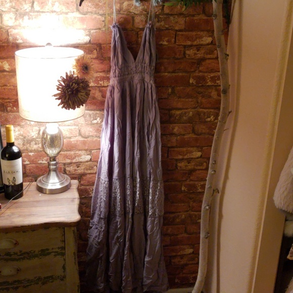 Dresses & Skirts - Gray Maxi Dress